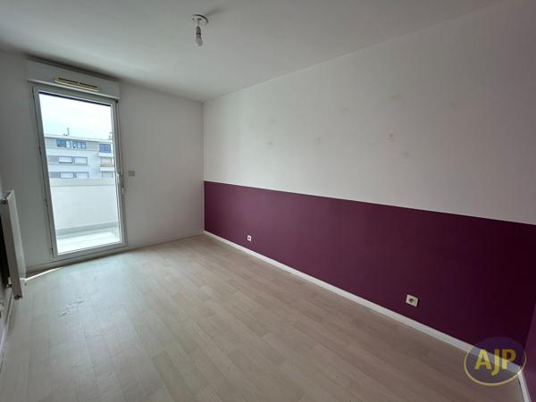 Appartement à louer Rennes : 3 pièces, 88m² avec 2 chambre(s) à 1 056€ - AJP Immobilier Rennes Nord