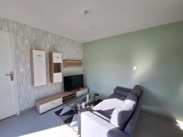 Poitiers (86000) ENSEMBLE IMMOBILIER RENOVE 2020 – VUE EXCEPTIONNELLE POITIERS ABOVILLE – 2 MAISONS – TERRAIN 500 m²