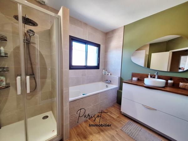 Poitiers (86000) ENSEMBLE IMMOBILIER RENOVE 2020 – VUE EXCEPTIONNELLE POITIERS ABOVILLE – 2 MAISONS – TERRAIN 500 m²