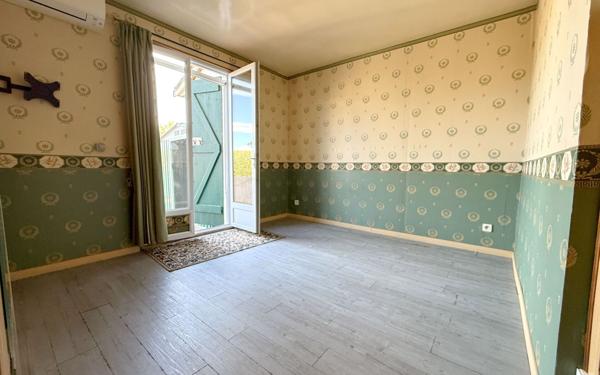 Maison à vendre    3 pièces • 84 m2 Escosse