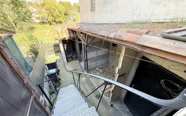 Maison à vendre    3 pièces • 84 m2 Escosse