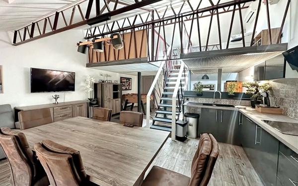 Appartement à vendre    3 pièces • 110 m2 Nîmes