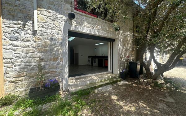 Appartement à vendre    3 pièces • 110 m2 Nîmes