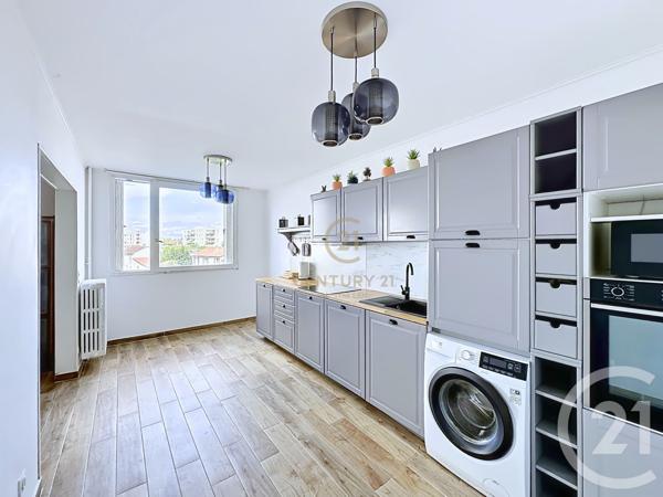 Appartement T3 à vendre  3 pièces - 79,54 m 2   LYON  - 69008