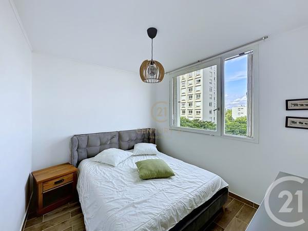 Appartement T3 à vendre  3 pièces - 79,54 m 2   LYON  - 69008