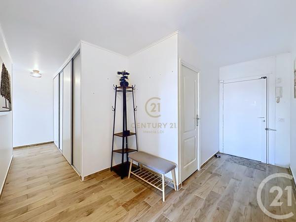 Appartement T3 à vendre  3 pièces - 79,54 m 2   LYON  - 69008