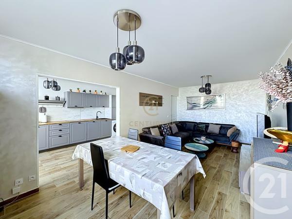Appartement T3 à vendre  3 pièces - 79,54 m 2   LYON  - 69008