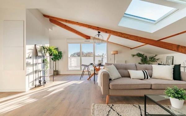 Appartement T5 avec Terrasse et Parking au dernier étage