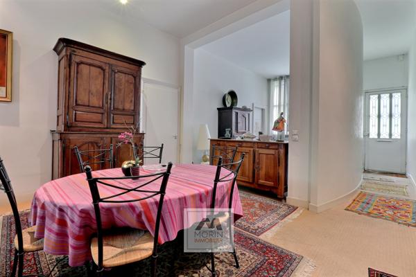 BORDEAUX entre le Jardin Public et la rue Fondaudège – à vendre appartement de plain-pied avec jardin