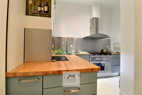 BORDEAUX entre le Jardin Public et la rue Fondaudège – à vendre appartement de plain-pied avec jardin