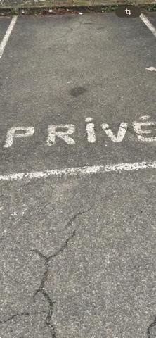 Garage/Parking