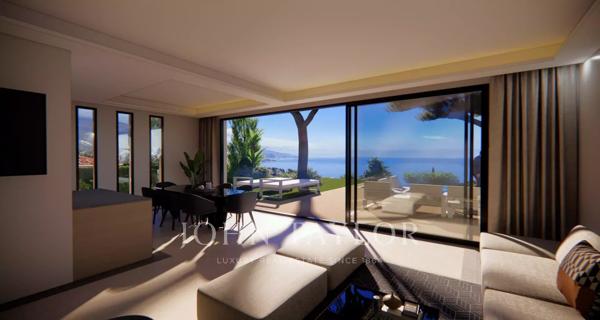 ROQUEBRUNE CAP MARTIN - VILLA 5 CHAMBRES VUE MER - PISCINE - GARAGE