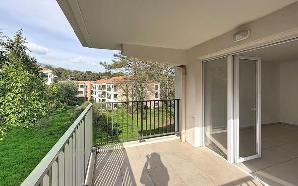 Appartement à vendre    3 pièces • 54,20 m2 Roquefort-les-Pins