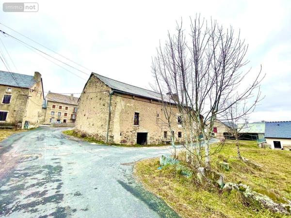 Maison à vendre à Saint-Chély-d'Apcher en Lozère (48200), ref : 48032-207