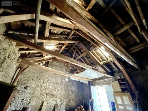 Maison à vendre à Saint-Chély-d'Apcher en Lozère (48200), ref : 48032-207