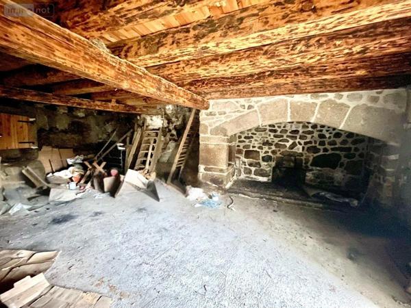 Maison à vendre à Saint-Chély-d'Apcher en Lozère (48200), ref : 48032-207