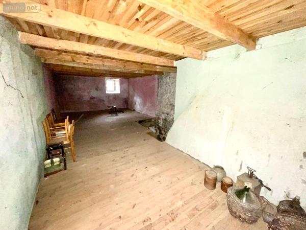 Maison à vendre à Saint-Chély-d'Apcher en Lozère (48200), ref : 48032-207