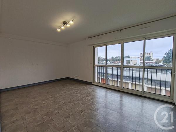 Appartement F3 à vendre  3 pièces - 64 m2 LA CHAPELLE ST MESMIN - 45