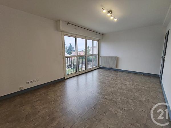 Appartement F3 à vendre  3 pièces - 64 m2 LA CHAPELLE ST MESMIN - 45