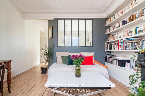 Appartement traversant en étage élevé avec ascenseur et balcon