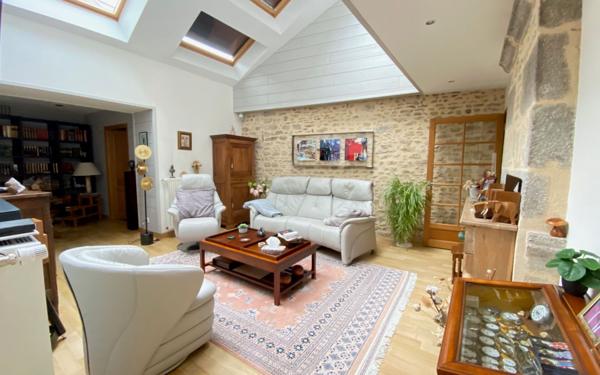 Appartement à vendre    8 pièces • 169,12 m2 Alençon