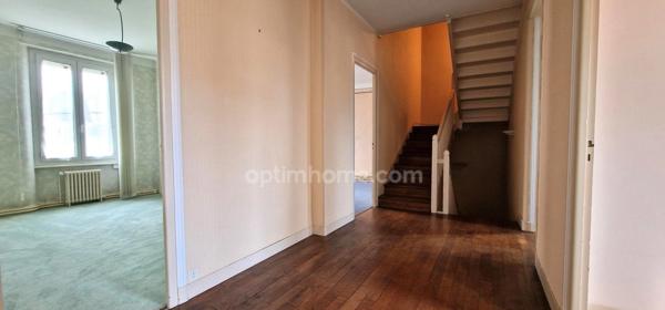 A vendre Bretagne-Finistere-Douarnenez-centre ville-Maison- 18 pièces-Terrasse-Jardin-local commercial