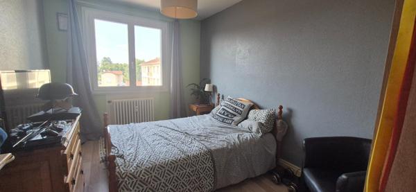Bourg-en-Bresse – Bel appartement T4 rénové à deux pas de l’église de Brou