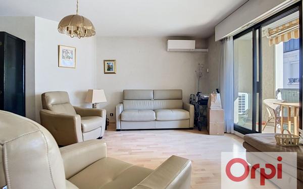 Appartement à vendre    3 pièces • 72 m2 Issy-les-Moulineaux