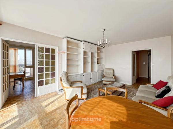 Appartement à vendre à Rennes Villejean – T4 de 86 m² au dernier étage avec ascenseur, loggias, cave