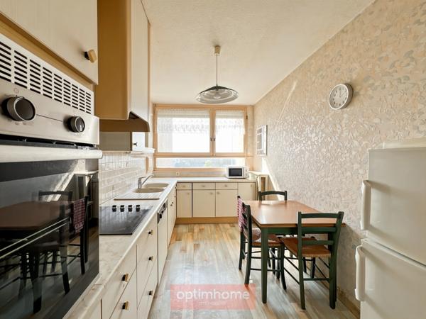 Appartement à vendre à Rennes Villejean – T4 de 86 m² au dernier étage avec ascenseur, loggias, cave