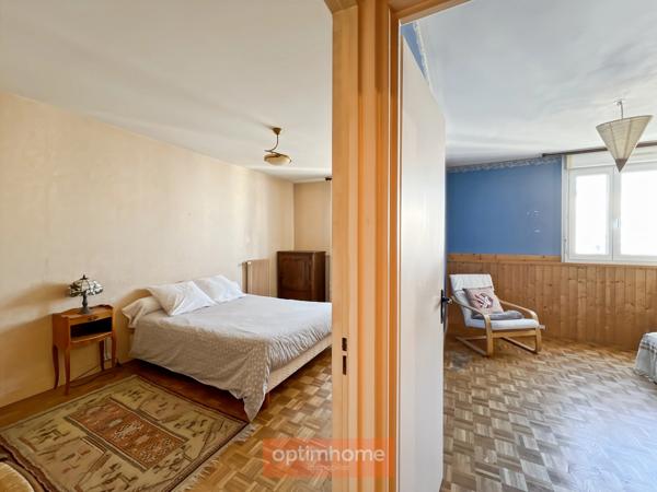 Appartement à vendre à Rennes Villejean – T4 de 86 m² au dernier étage avec ascenseur, loggias, cave