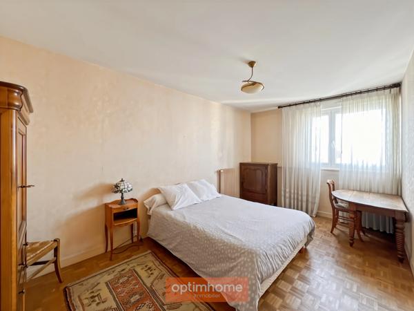 Appartement à vendre à Rennes Villejean – T4 de 86 m² au dernier étage avec ascenseur, loggias, cave