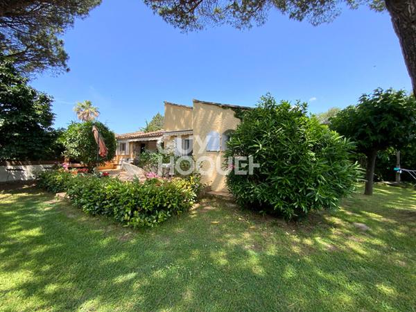 Charmante Maison à Grimaud - Votre Résidence Secondaire Idéale !