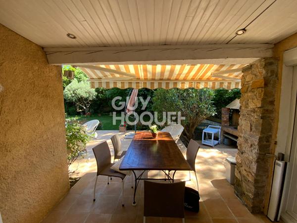 Charmante Maison à Grimaud - Votre Résidence Secondaire Idéale !