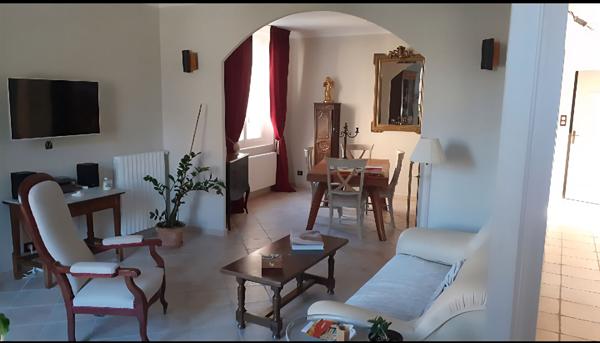 EXCLUSIVITE AVIGNON - SORGUES - MAISON PRÊTE A VIVRE DE 92 SURF HAB SUR 760 M² DE TERRAIN + GARAGE DE 90 M²