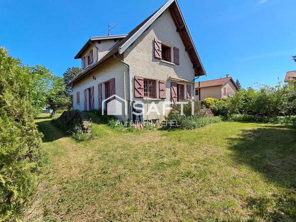 Maison avec sous sol complet en plein cœur de Villieu