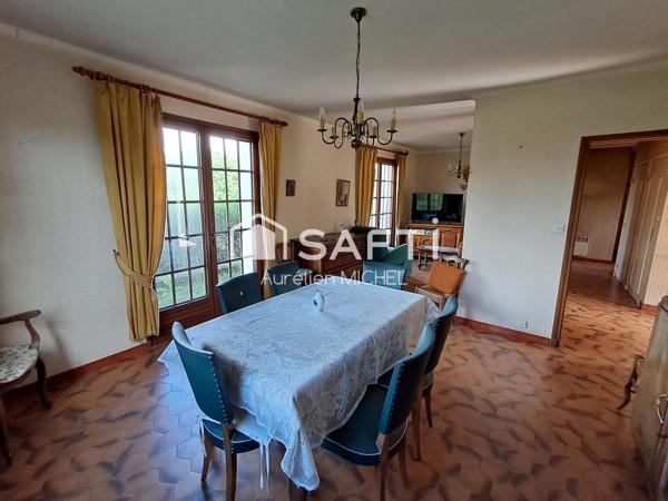 Maison avec sous sol complet en plein cœur de Villieu