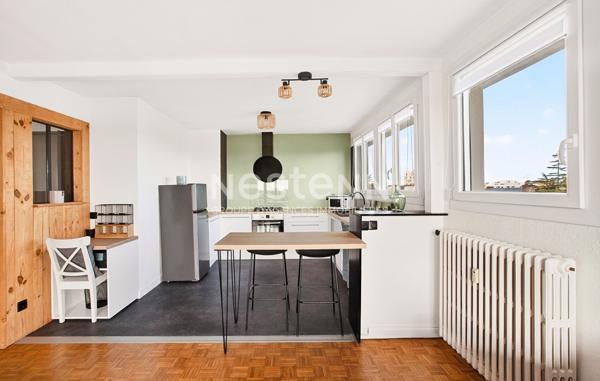 APPARTEMENT DERNIER ETAGE UNE CHAMBRE AVEC BALCON QUARTIER ROBIEN