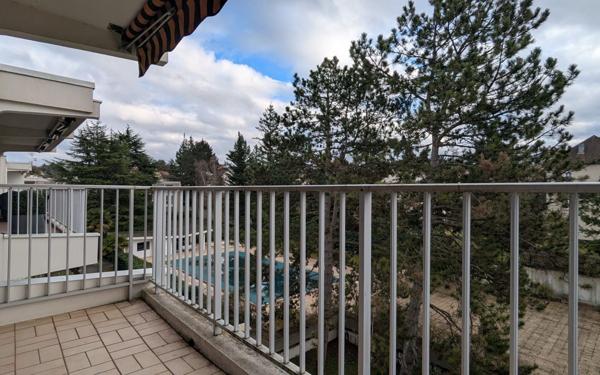 Appartement à vendre    3 pièces • 98 m2 Dijon