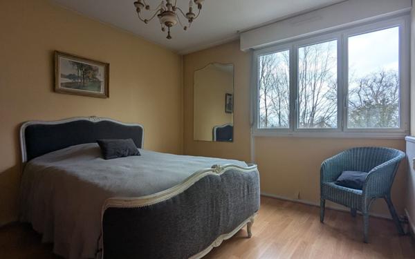 Appartement à vendre    3 pièces • 98 m2 Dijon