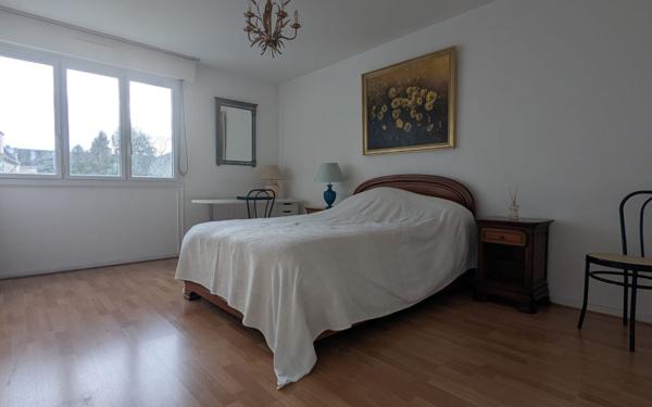 Appartement à vendre    3 pièces • 98 m2 Dijon