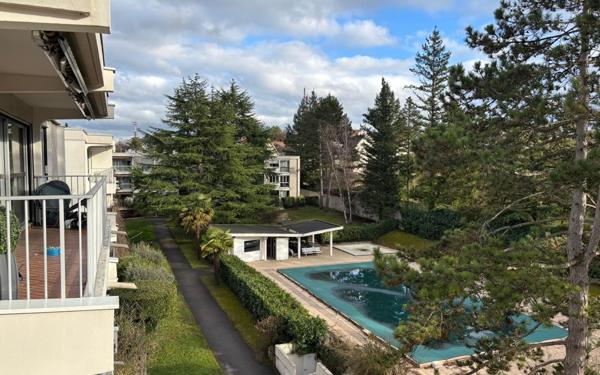 Appartement à vendre    3 pièces • 98 m2 Dijon