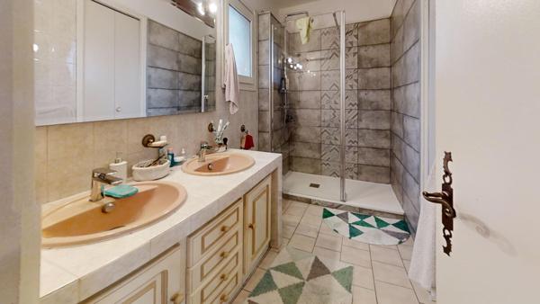 Maison La Crau 4 pièce(s) 90 m2