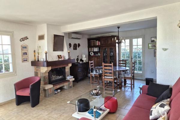 Maison La Crau 4 pièce(s) 90 m2