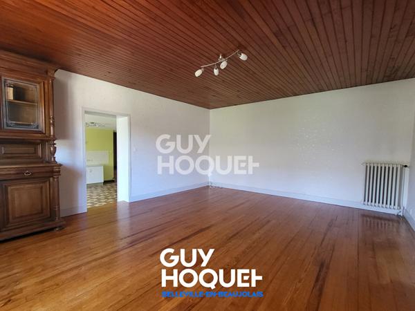 Maison en pierre et pisé -126 m² habitables- 4 chambres Terrain 760 m² à Régnié Durette - Référence 554