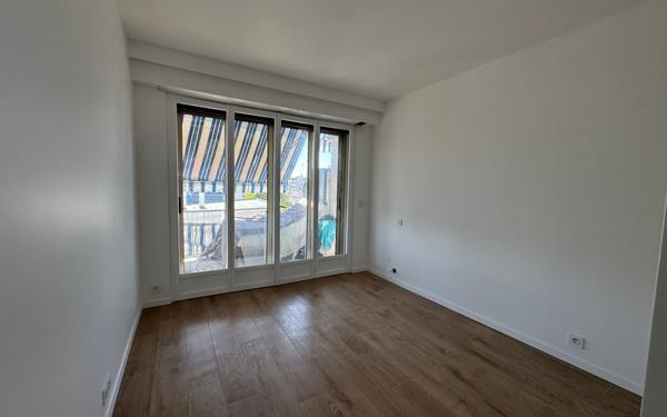 Appartement à vendre    3 pièces • 66,14 m2 Cagnes-sur-Mer