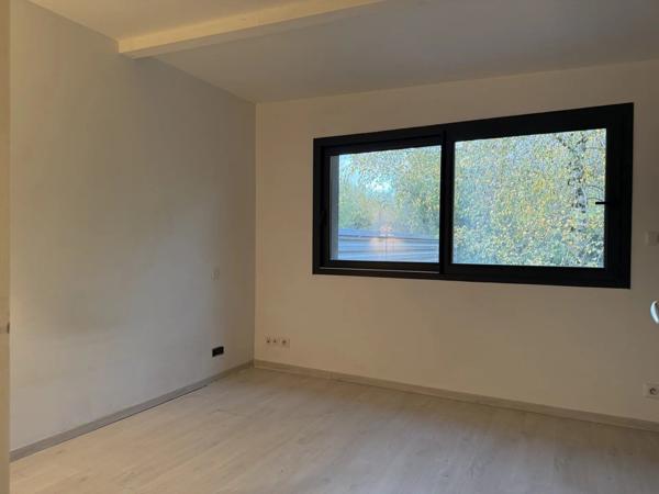 Location Local commercial 4 pièces 98 m2 à Luc-la-Primaube