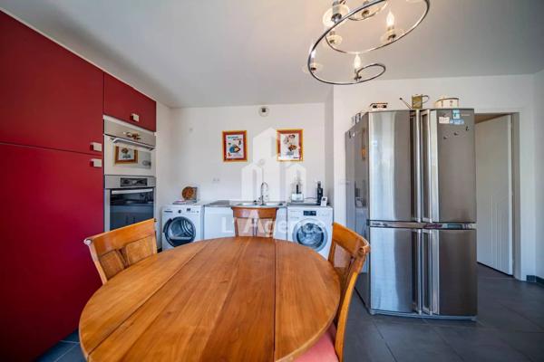 APPARTEMENT 2 PIECES AVEC TERRASSE - ROYAN HYPERCENTRE - AU CALME