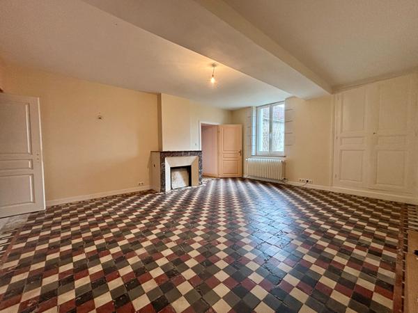 Ensemble immobilier a fort potentiel