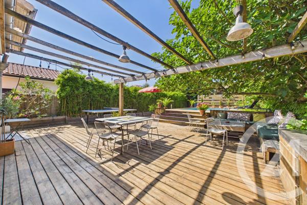 Maison à vendre  7 pièces - 181,71 m 2   LE BOUSCAT  - 33
